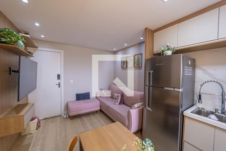 Sala/Cozinha e Área de Serviço de apartamento à venda com 2 quartos, 40m² em Vila Nhocuné, São Paulo