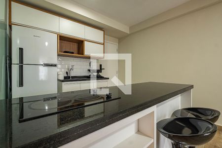 Sala/Cozinha de apartamento à venda com 1 quarto, 44m² em Pinheiros, São Paulo