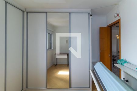 Quarto 2 de apartamento para alugar com 2 quartos, 58m² em Vila Diva (Zona Leste), São Paulo