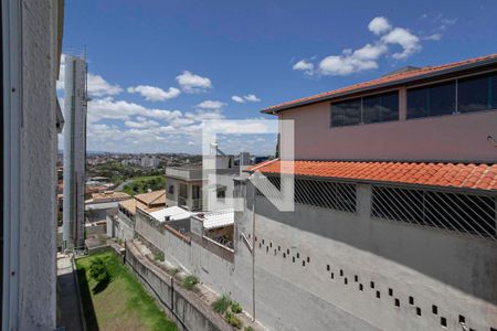 Quarto 1 - Vista de apartamento para alugar com 2 quartos, 45m² em Juliana, Belo Horizonte