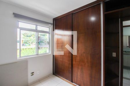 Quarto 2 de apartamento para alugar com 2 quartos, 54m² em Castelo, Belo Horizonte