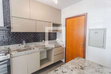 Cozinha de apartamento para alugar com 3 quartos, 137m² em Lourdes, Belo Horizonte
