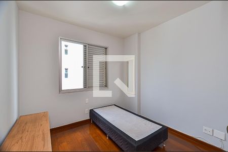 Quarto 1 de apartamento para alugar com 3 quartos, 137m² em Lourdes, Belo Horizonte