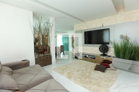 Casa à venda com 4 quartos, 320m² em Inconfidentes, Contagem