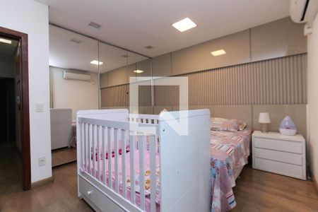 Casa à venda com 4 quartos, 320m² em Inconfidentes, Contagem