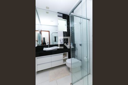 Casa à venda com 4 quartos, 320m² em Inconfidentes, Contagem