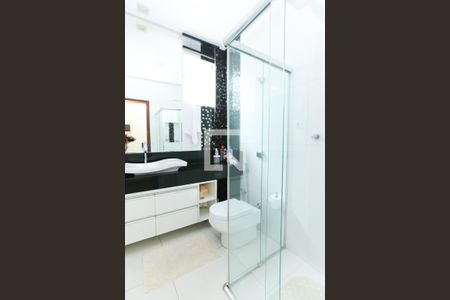 Casa à venda com 4 quartos, 320m² em Inconfidentes, Contagem