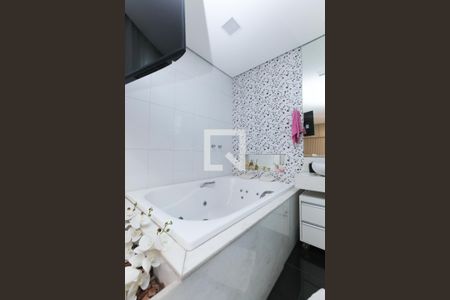 Casa à venda com 4 quartos, 320m² em Inconfidentes, Contagem