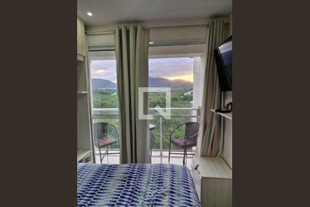 Sala de apartamento para alugar com 3 quartos, 92m² em Recreio dos Bandeirantes, Rio de Janeiro