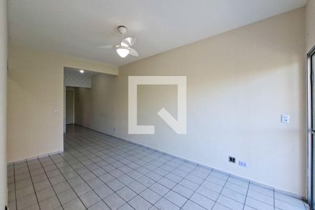 Sala de apartamento para alugar com 2 quartos, 90m² em Canto do Forte, Praia Grande