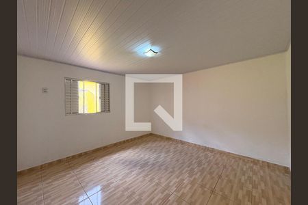 Quarto de casa para alugar com 1 quarto, 60m² em Utinga, Santo André