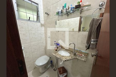 Casa à venda com 6 quartos, 180m² em Conjunto Lagoa, Belo Horizonte