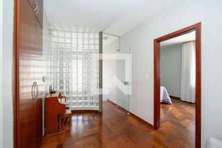 SALA de casa à venda com 3 quartos, 364m² em Santa Lúcia, Belo Horizonte