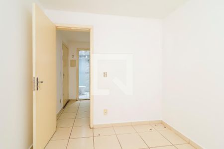 Quarto 1 de apartamento à venda com 2 quartos, 40m² em Vila Carmosina, São Paulo
