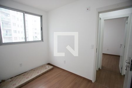 Quarto 1 de apartamento para alugar com 2 quartos, 43m² em Pechincha, Rio de Janeiro