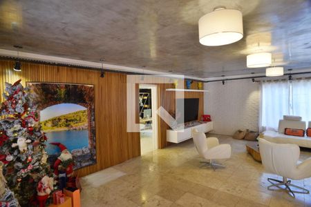 Sala de casa de condomínio para alugar com 4 quartos, 634m² em Itanhangá, Rio de Janeiro