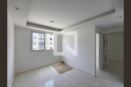 Apartamento para alugar com 2 quartos, 43m² em Gardênia Azul, Rio de Janeiro