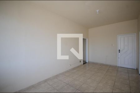 Sala de apartamento para alugar com 2 quartos, 80m² em Vila Valqueire, Rio de Janeiro