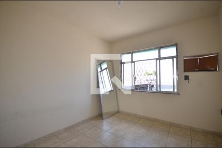 Quarto 2 de apartamento para alugar com 2 quartos, 80m² em Vila Valqueire, Rio de Janeiro