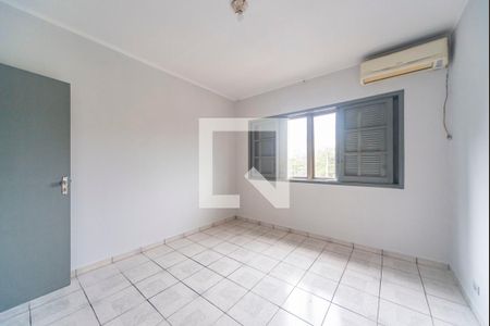 Quarto 2 de casa à venda com 3 quartos, 214m² em Jardim Bela Vista, Santo André