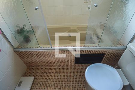 Banheiro da Suíte de casa à venda com 2 quartos, 140m² em Nova Petrópolis, São Bernardo do Campo