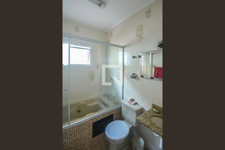 Banheiro da Suíte de casa à venda com 2 quartos, 140m² em Nova Petrópolis, São Bernardo do Campo