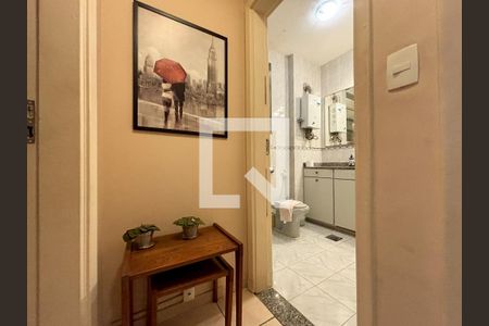 Banheiro social de apartamento para alugar com 1 quarto, 80m² em Copacabana, Rio de Janeiro
