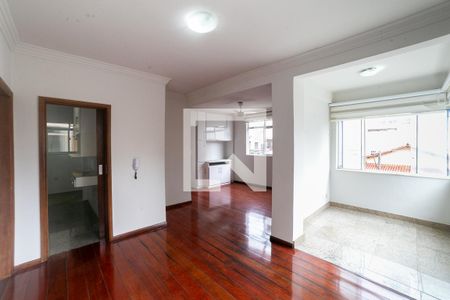 Sala de apartamento para alugar com 3 quartos, 127m² em Sagrada Família, Belo Horizonte