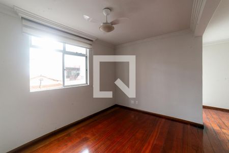 Sala de apartamento para alugar com 3 quartos, 127m² em Sagrada Família, Belo Horizonte