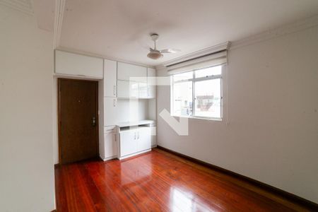 Sala de apartamento para alugar com 3 quartos, 127m² em Sagrada Família, Belo Horizonte