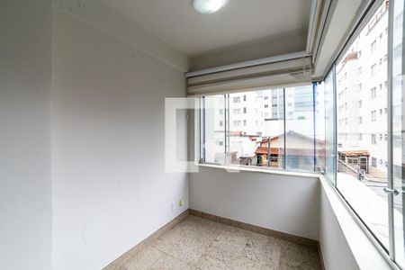 Sala de apartamento para alugar com 3 quartos, 127m² em Sagrada Família, Belo Horizonte