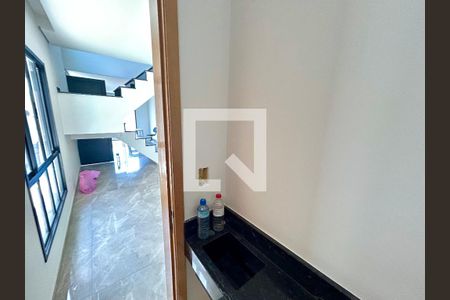 Lavabo de casa à venda com 3 quartos, 150m² em Vila Galvão, Guarulhos