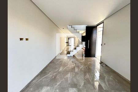 Sala de casa à venda com 3 quartos, 150m² em Vila Galvão, Guarulhos