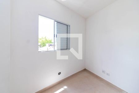 Quarto 1 de apartamento para alugar com 2 quartos, 40m² em Vila Prado, São Paulo