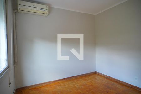 Quarto 1 de apartamento para alugar com 3 quartos, 89m² em São João, Porto Alegre