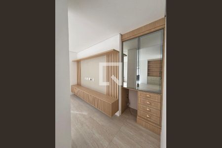 Casa de Condomínio à venda com 3 quartos, 350m² em Morumbi, São Paulo