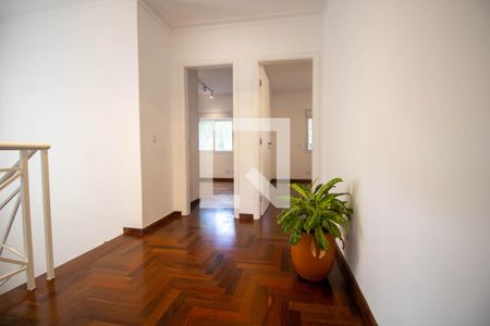 Corredor de casa à venda com 3 quartos, 350m² em Morumbi, São Paulo