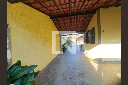 Casa à venda com 3 quartos, 180m² em Serra Grande, Niterói