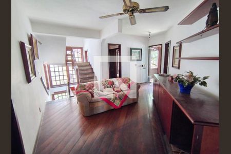 Casa à venda com 4 quartos, 250m² em São Francisco, Niterói