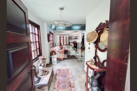 Casa à venda com 4 quartos, 250m² em São Francisco, Niterói