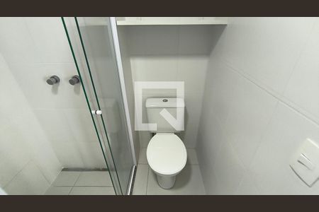 Banheiro de kitnet/studio para alugar com 1 quarto, 34m² em Ipiranga, São Paulo