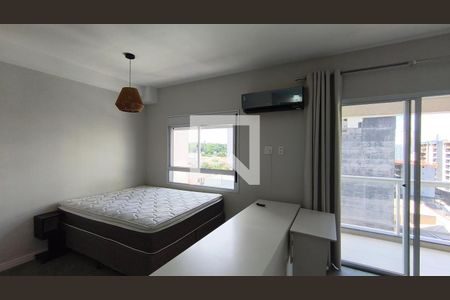 Sala / Quarto de kitnet/studio para alugar com 1 quarto, 34m² em Ipiranga, São Paulo