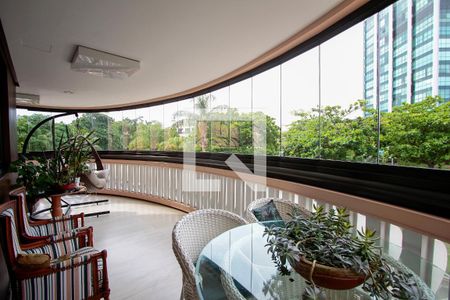 Apartamento à venda com 3 quartos, 150m² em Barra da Tijuca, Rio de Janeiro