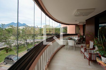 Apartamento à venda com 3 quartos, 150m² em Barra da Tijuca, Rio de Janeiro