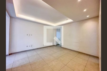 Apartamento para alugar com 2 quartos, 71m² em Catete, Rio de Janeiro
