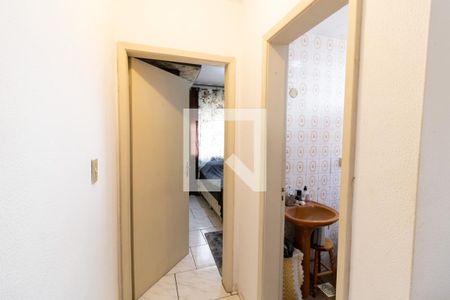 Corredor de apartamento à venda com 1 quarto, 38m² em Partenon, Porto Alegre