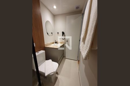 Banheiro de apartamento à venda com 1 quarto, 25m² em Vila Mariana, São Paulo