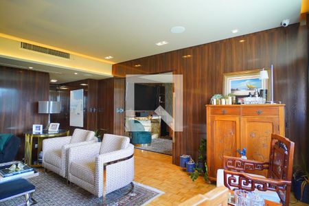 Sala  de apartamento à venda com 3 quartos, 258m² em Independência, Porto Alegre