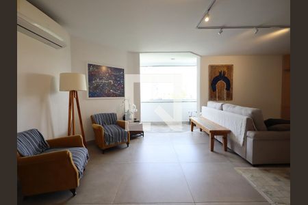 Sala de apartamento para alugar com 3 quartos, 122m² em Vila Andrade, São Paulo