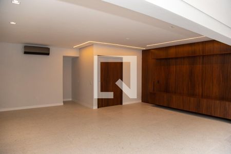 Sala de apartamento à venda com 3 quartos, 196m² em Chácara Santo Antônio (zona Sul), São Paulo
